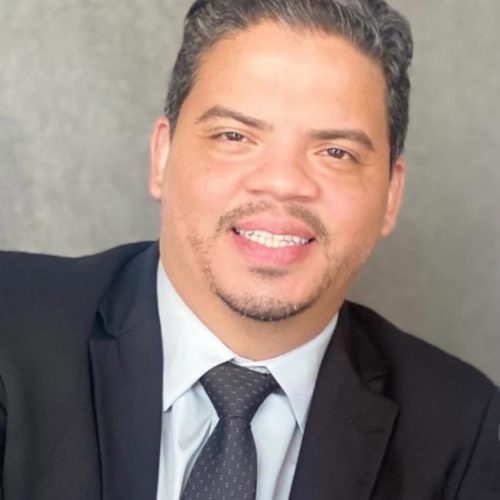 Luciano Genésio desponta como destaque político da Baixada rumo à Câmara Federal